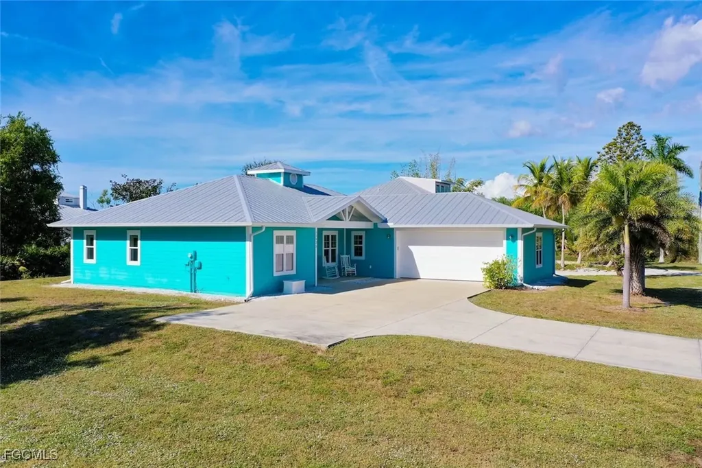 11931 Oakland Drive Bokeelia FL 33922