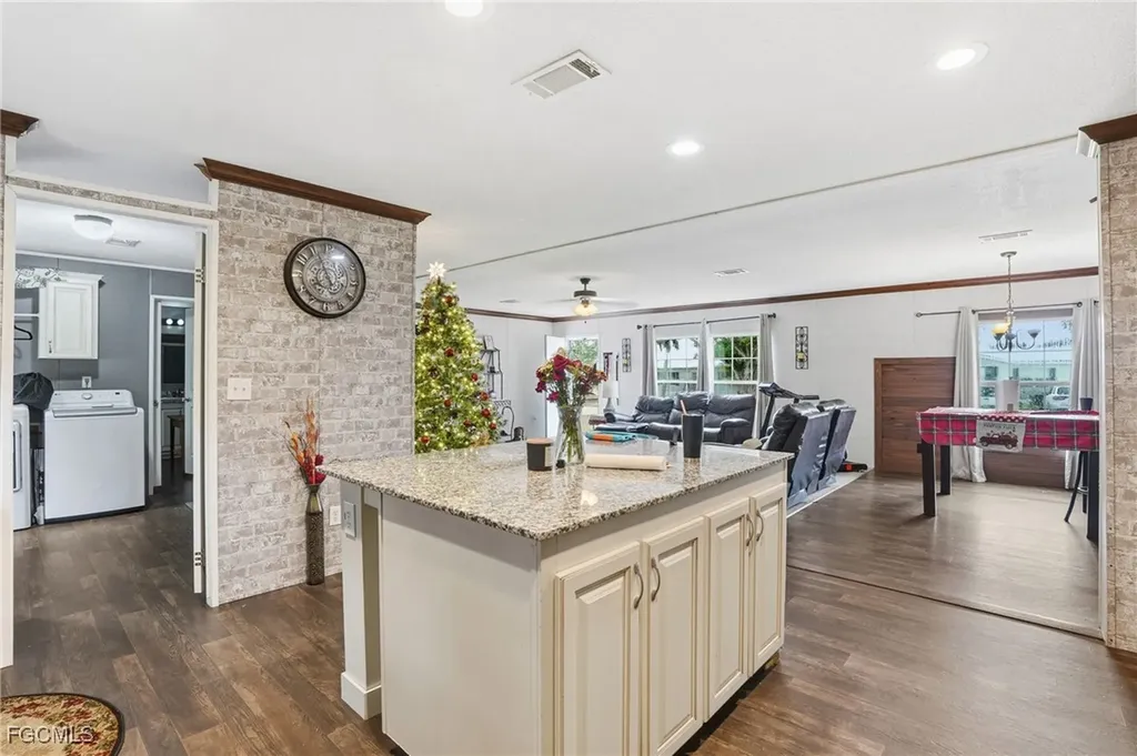 2491 Farrance Court North Fort Myers FL 33917