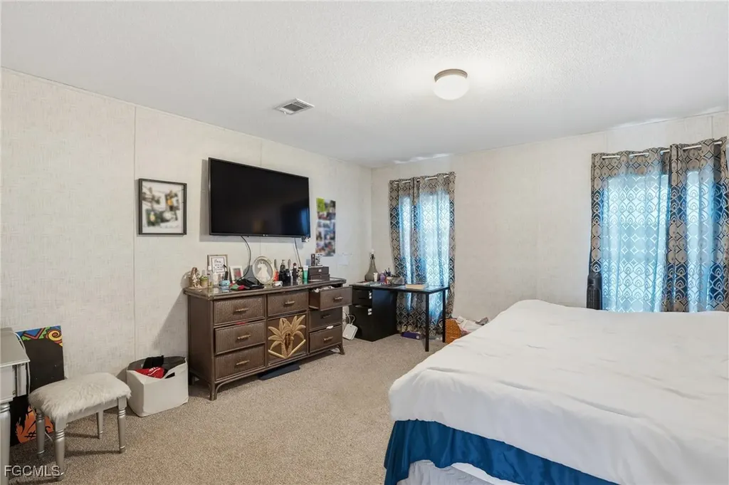 2491 Farrance Court North Fort Myers FL 33917