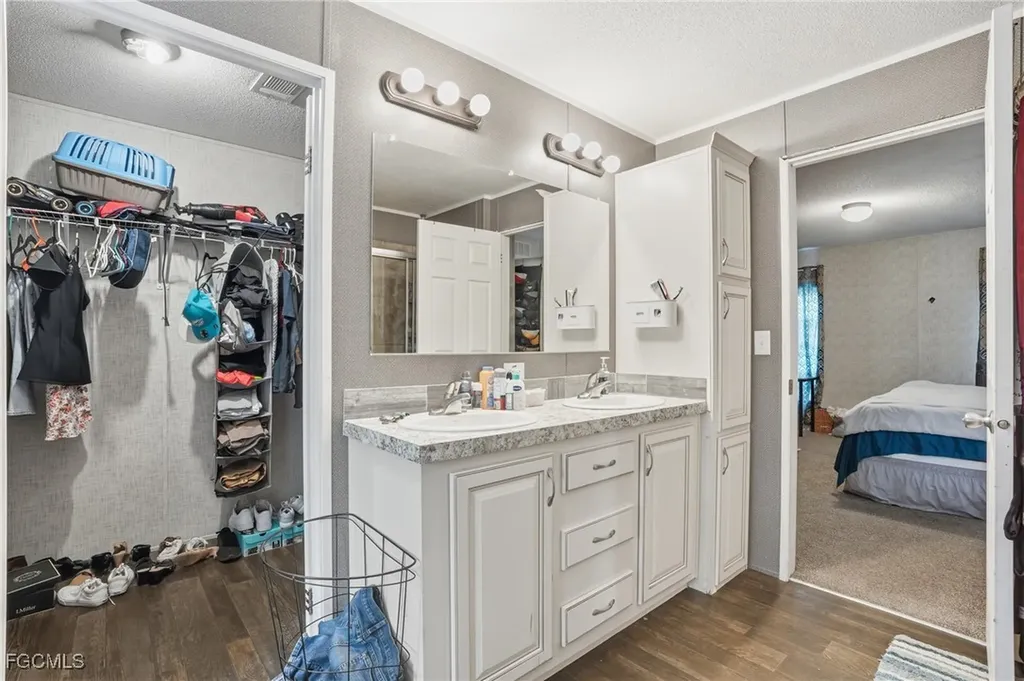 2491 Farrance Court North Fort Myers FL 33917