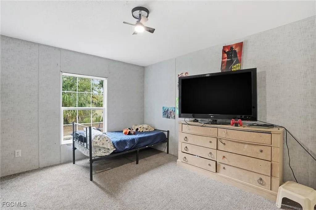 2491 Farrance Court North Fort Myers FL 33917