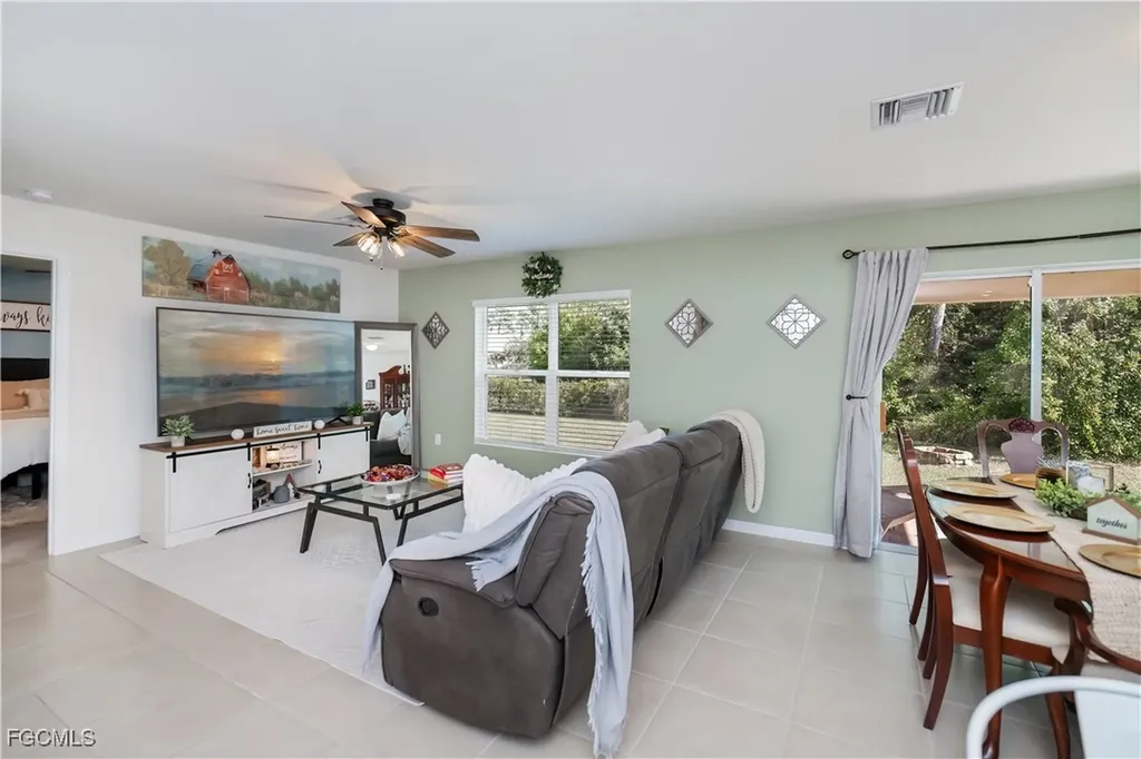 6058 S Moss Circle Labelle FL 33935