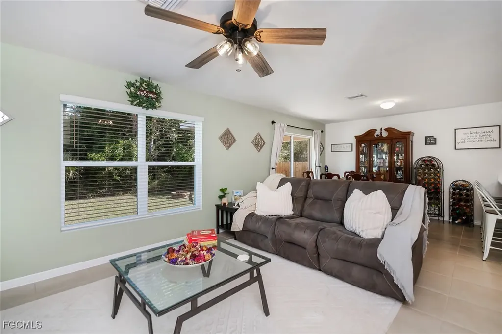 6058 S Moss Circle Labelle FL 33935