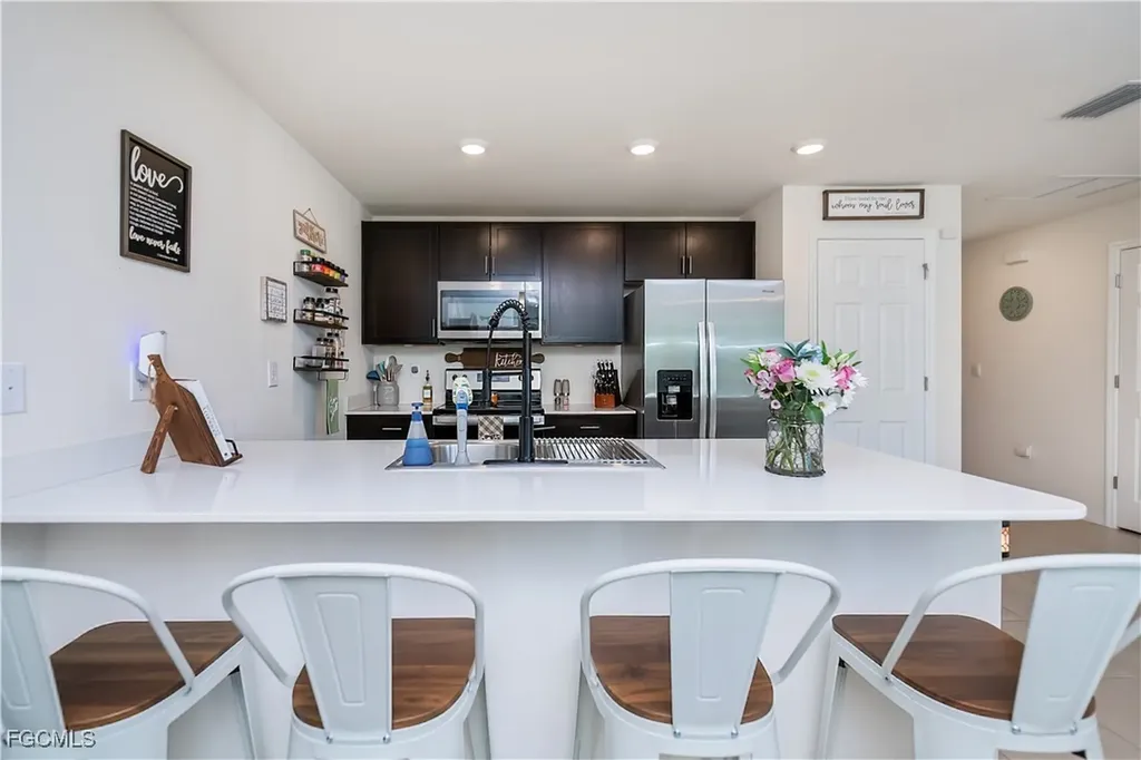 6058 S Moss Circle Labelle FL 33935