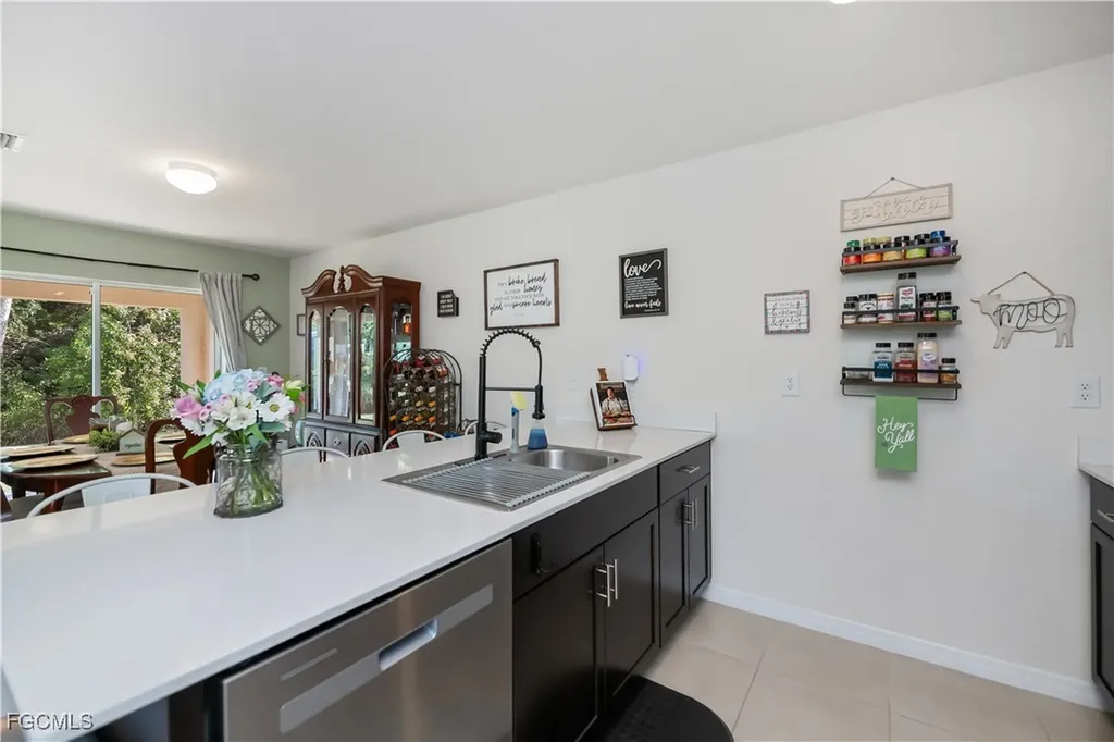 6058 S Moss Circle Labelle FL 33935