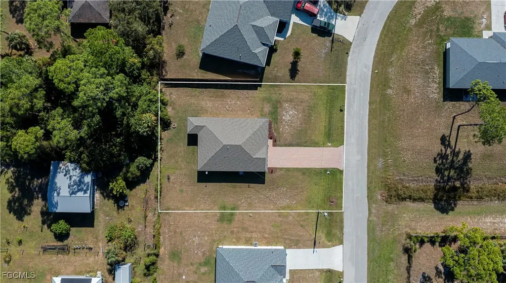 6058 S Moss Circle Labelle FL 33935