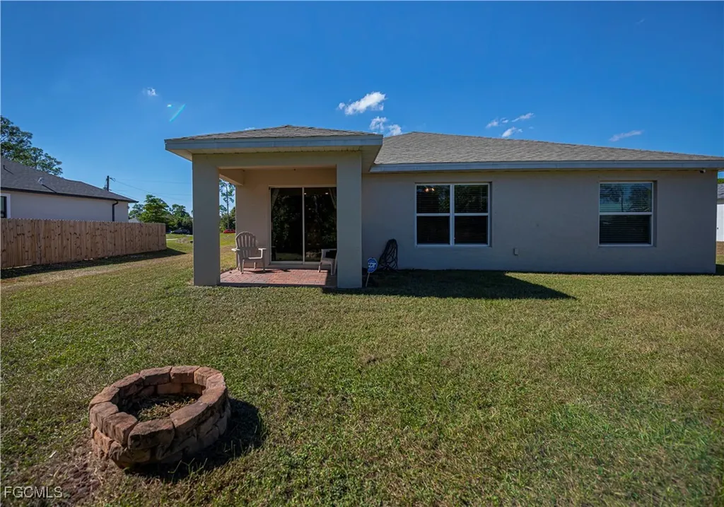 6058 S Moss Circle Labelle FL 33935