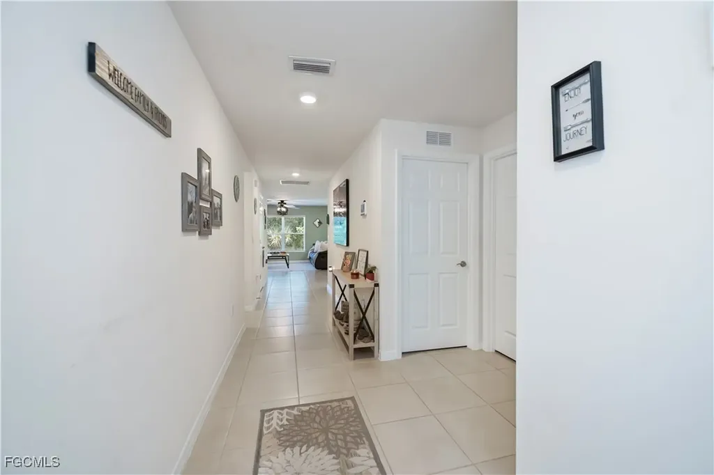 6058 S Moss Circle Labelle FL 33935