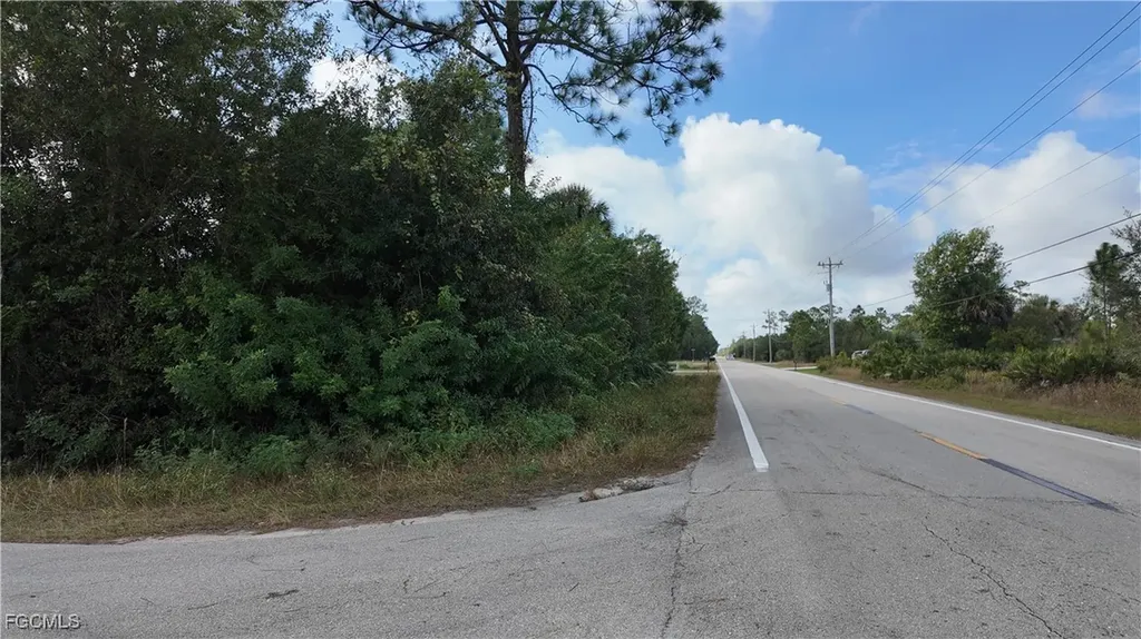 1806 E 10th Street Lehigh Acres FL 33972