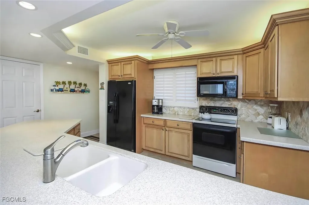 1401 Middle Gulf Drive Sanibel FL 33957