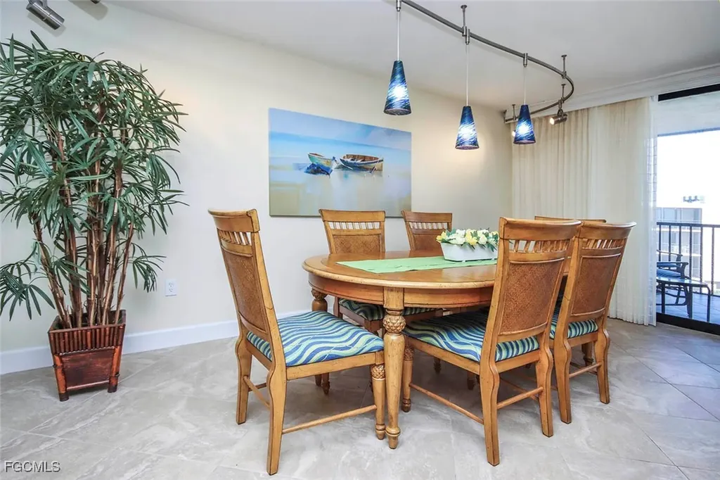 1401 Middle Gulf Drive Sanibel FL 33957