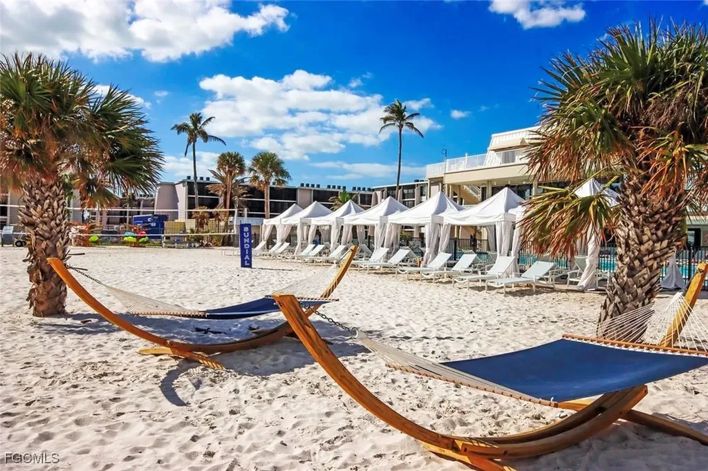 1401 Middle Gulf Drive Sanibel FL 33957