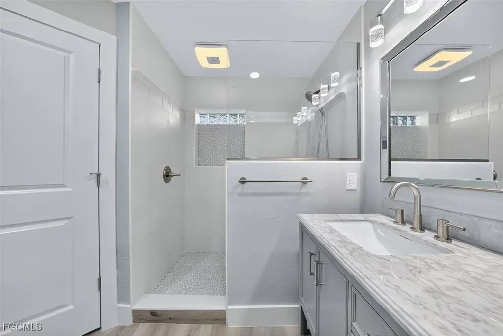 1358 Sheffield Way Fort Myers FL 33919