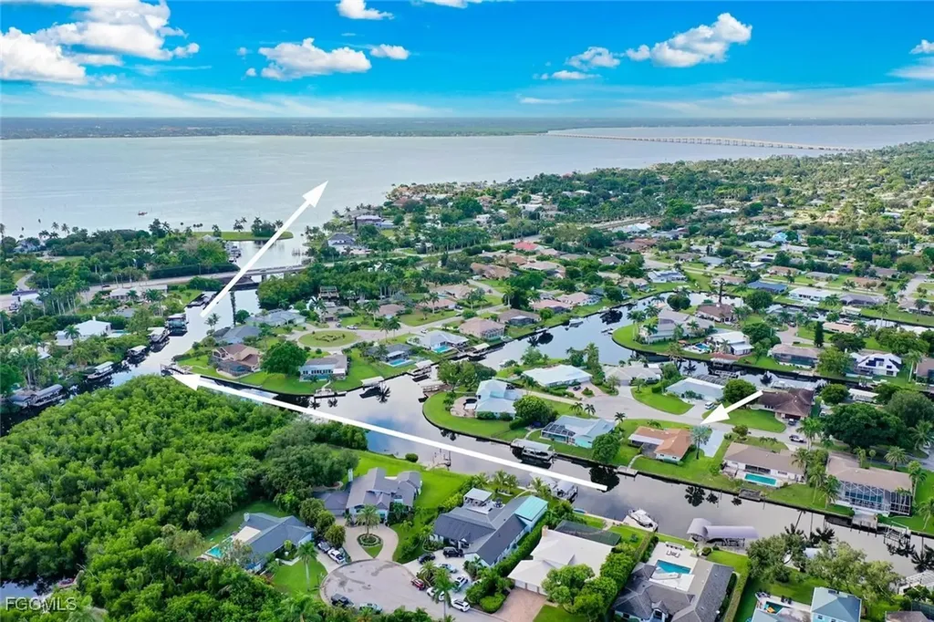 1358 Sheffield Way Fort Myers FL 33919