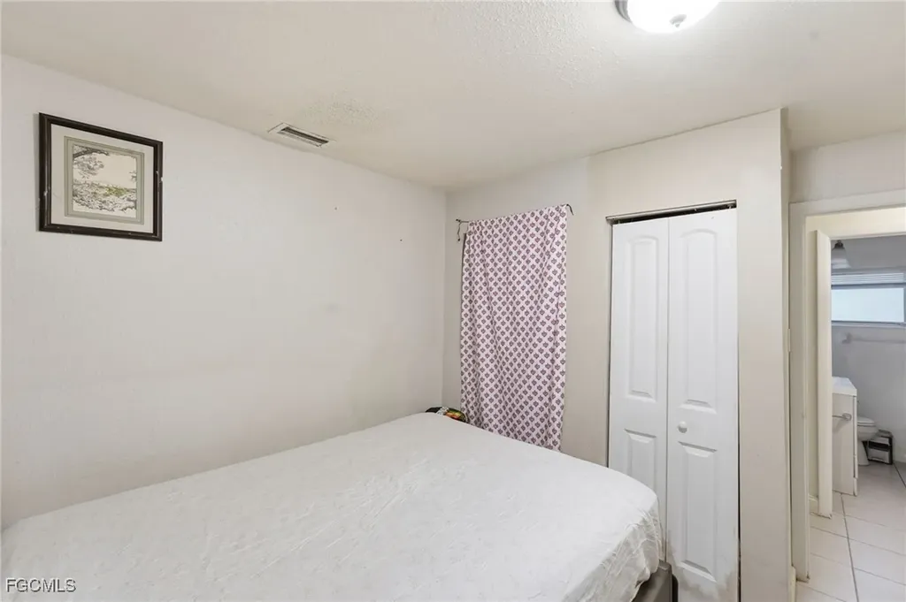 2505 Henderson Avenue Fort Myers FL 33916