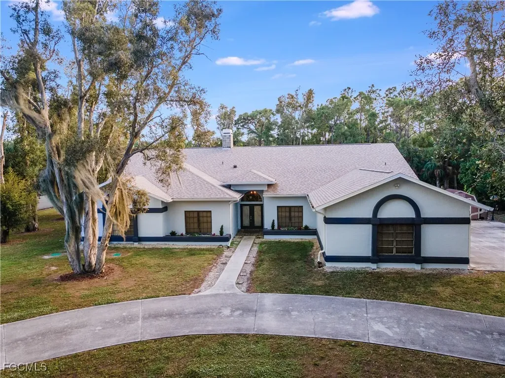 706 SW 6th Street Cape Coral FL 33991