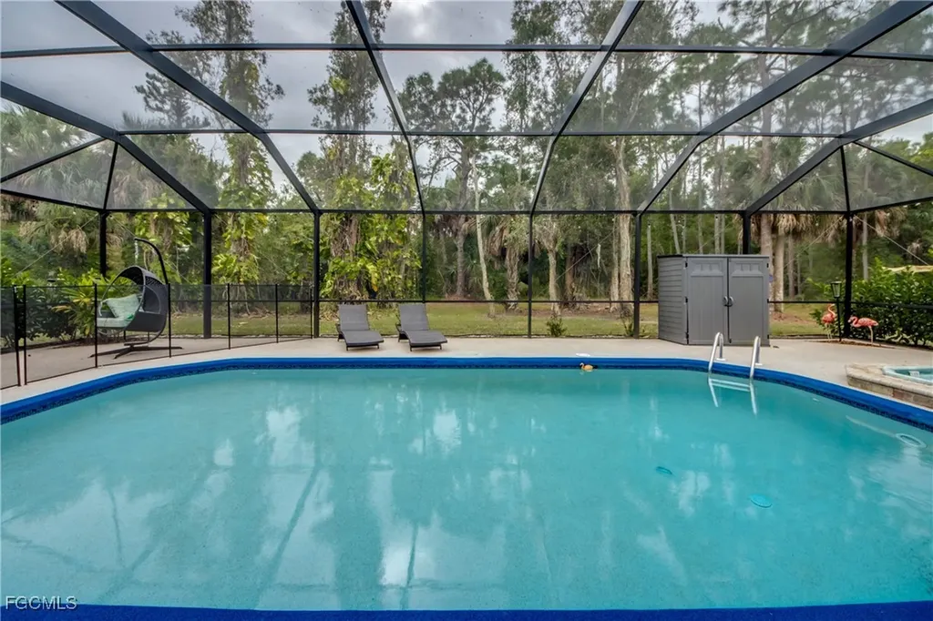 706 SW 6th Street Cape Coral FL 33991