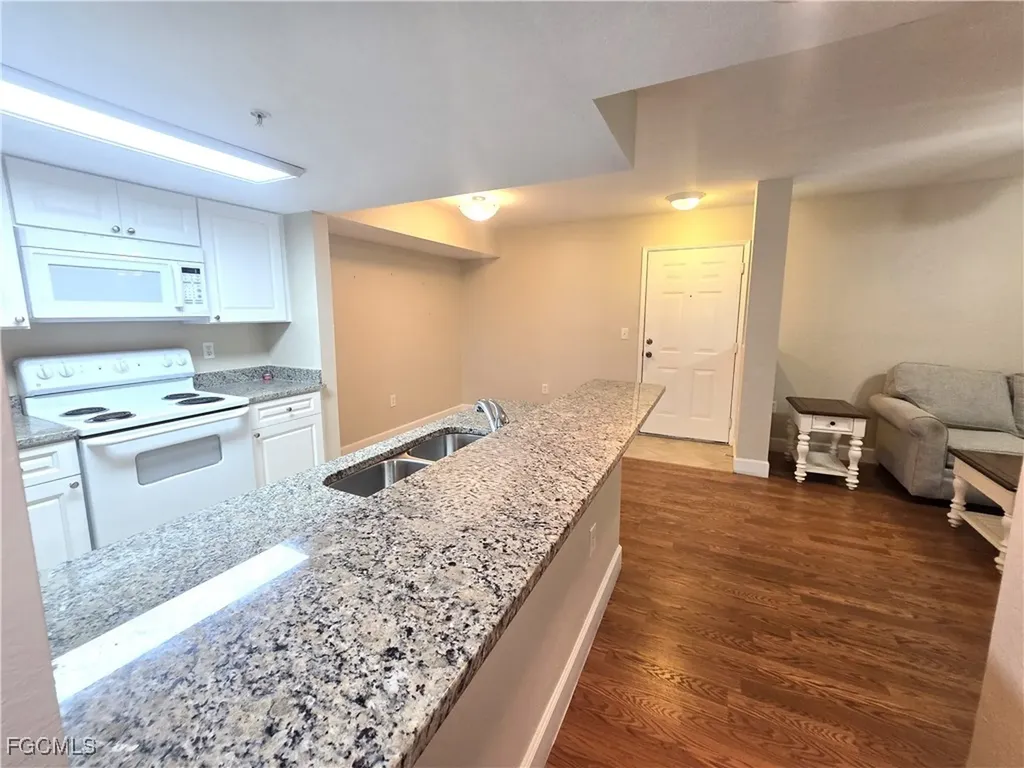 4122 Residence Drive Fort Myers FL 33901