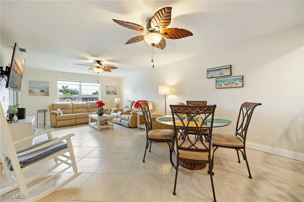 843 SE 46th Lane Cape Coral FL 33904