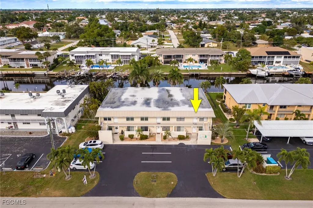 843 SE 46th Lane Cape Coral FL 33904