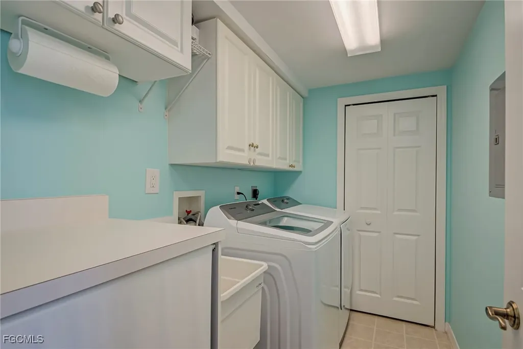 1785 Four Mile Cove Parkway Cape Coral FL 33990