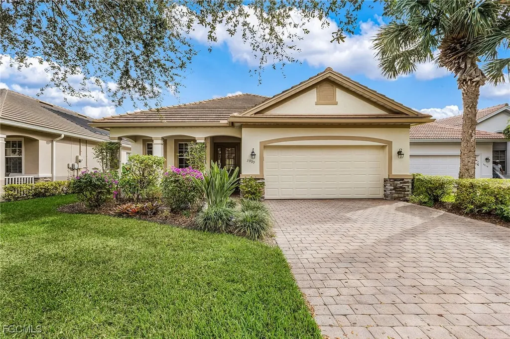 3900 Lakeview Isle Court Fort Myers FL 33905