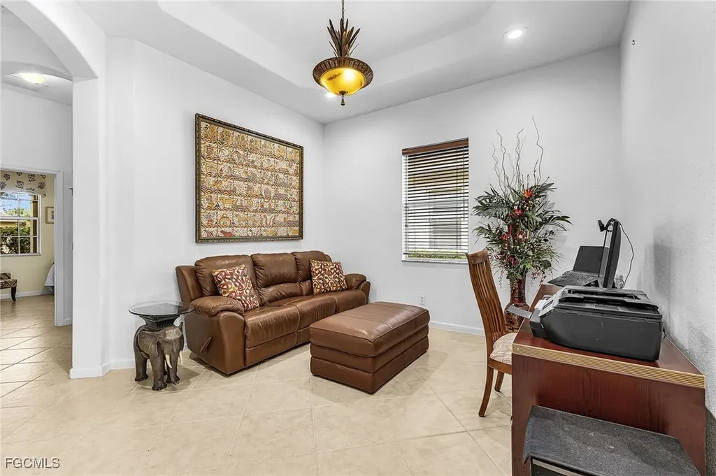 3900 Lakeview Isle Court Fort Myers FL 33905