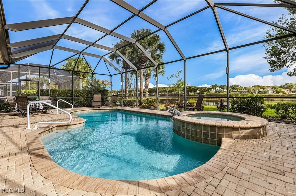 3900 Lakeview Isle Court Fort Myers FL 33905