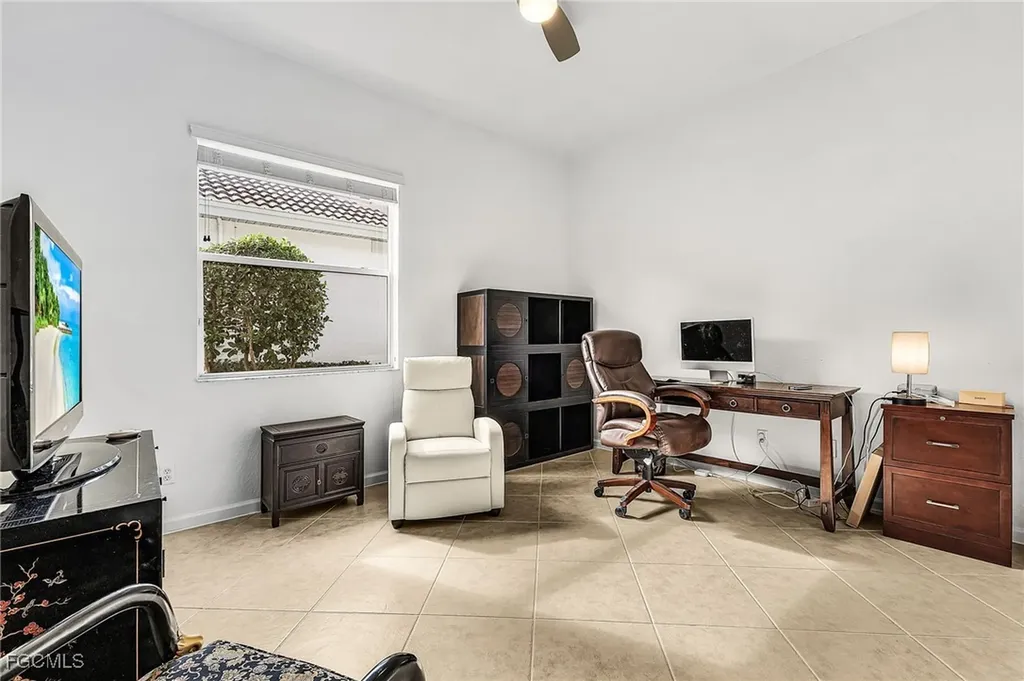 3900 Lakeview Isle Court Fort Myers FL 33905