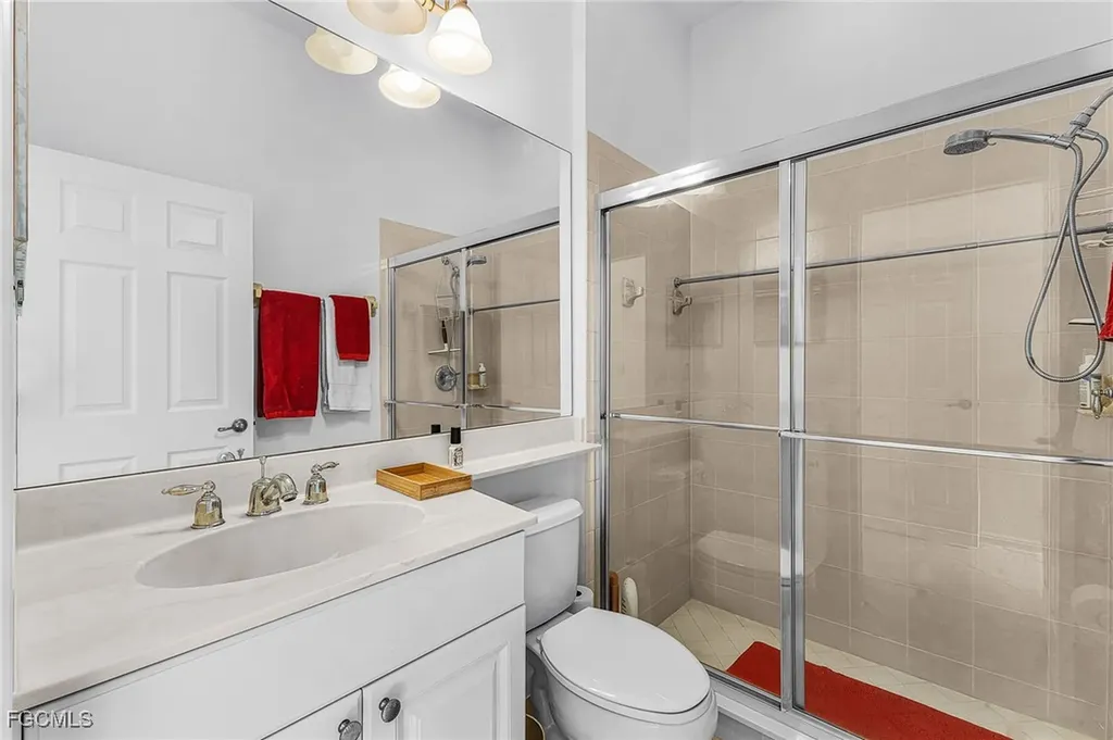 3900 Lakeview Isle Court Fort Myers FL 33905