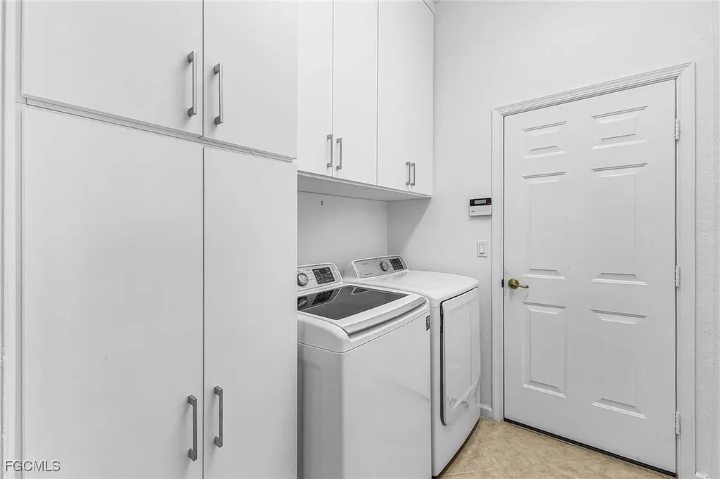 3900 Lakeview Isle Court Fort Myers FL 33905