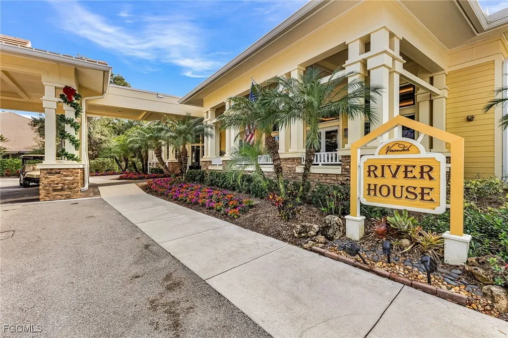 3900 Lakeview Isle Court Fort Myers FL 33905