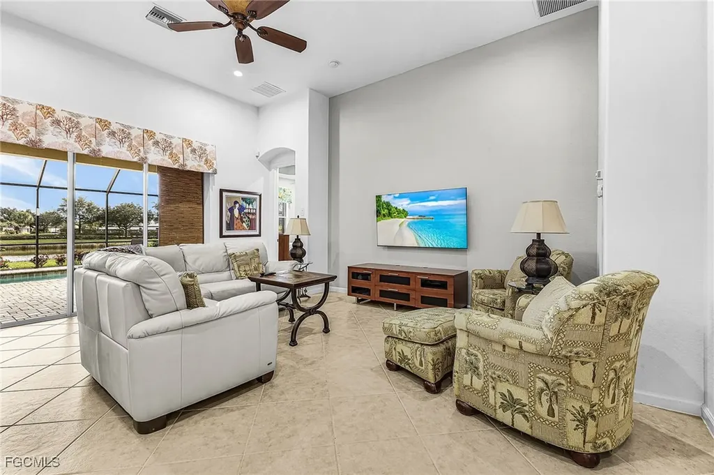 3900 Lakeview Isle Court Fort Myers FL 33905