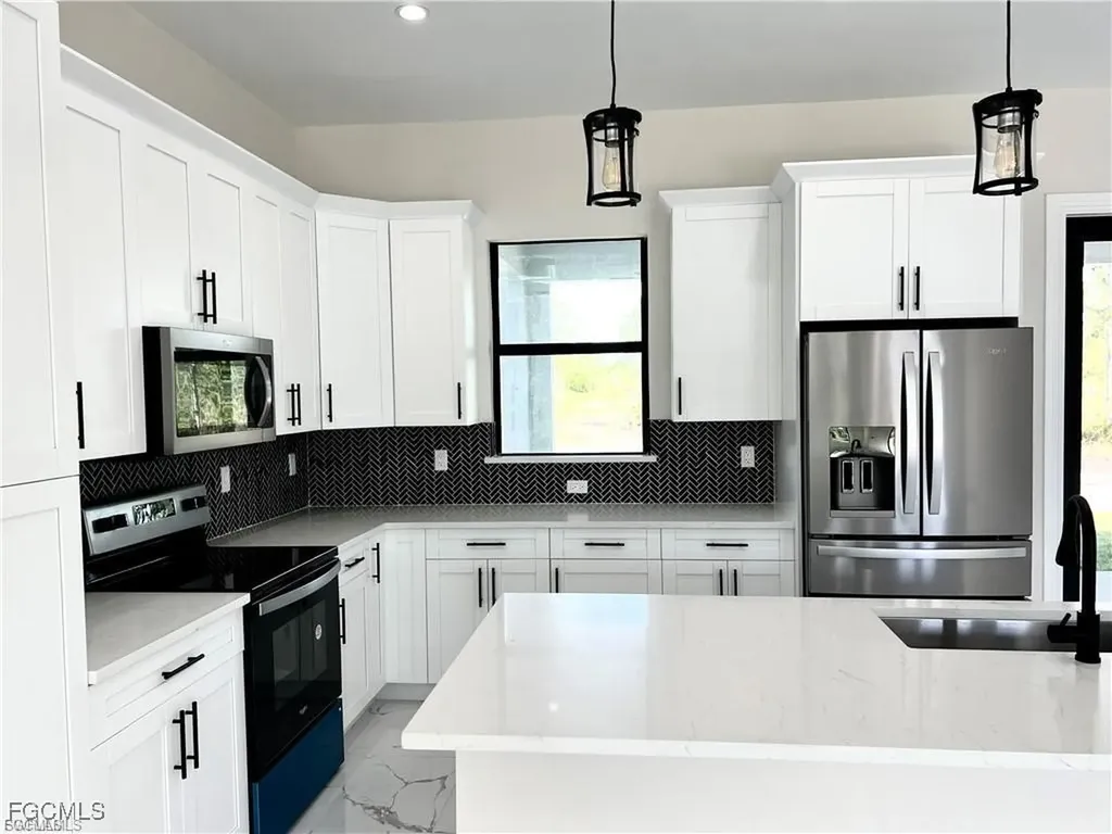 4437 60th Avenue NE Naples FL 34120