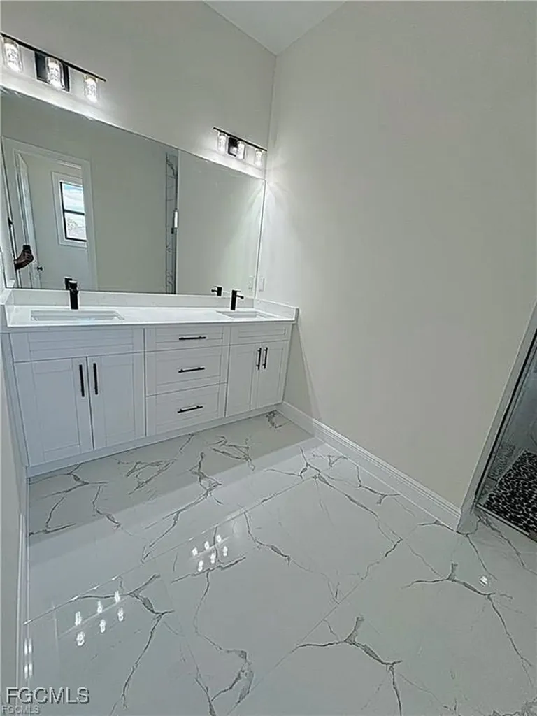 4437 60th Avenue NE Naples FL 34120