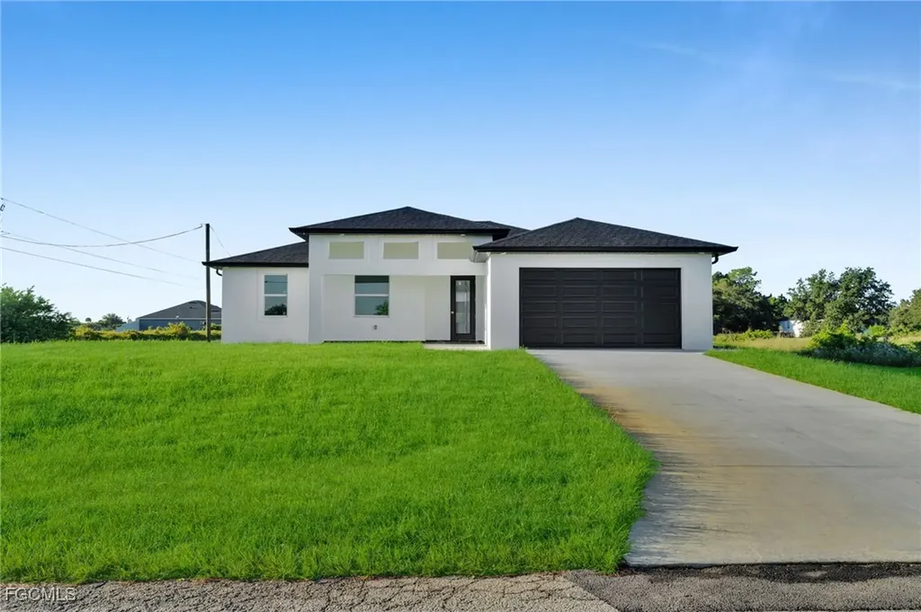 4206 E 15th Street Lehigh Acres FL 33972