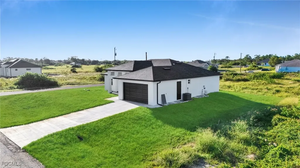 4206 E 15th Street Lehigh Acres FL 33972