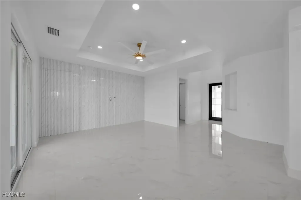 4206 E 15th Street Lehigh Acres FL 33972