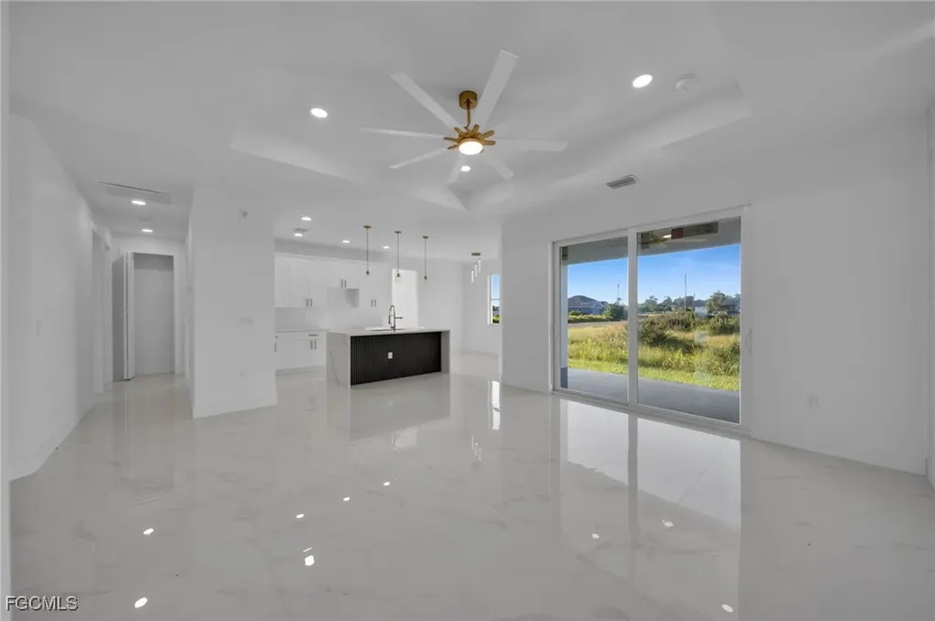 4206 E 15th Street Lehigh Acres FL 33972