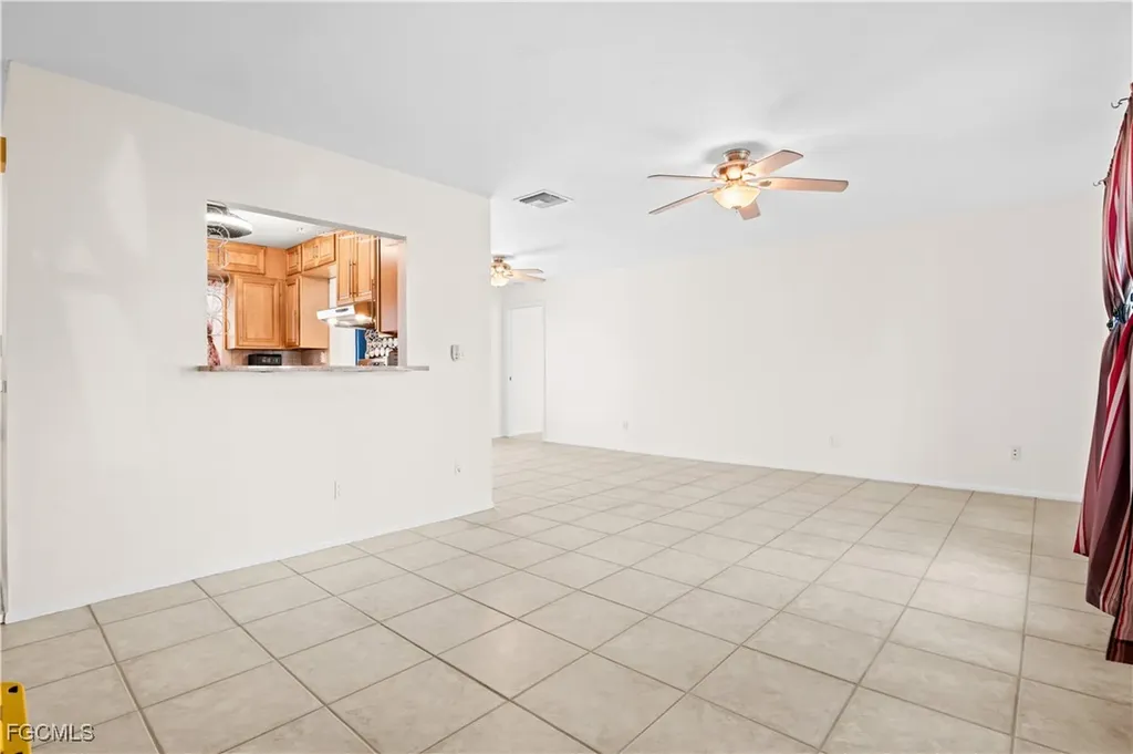 1318 SE 19th Terrace Cape Coral FL 33990