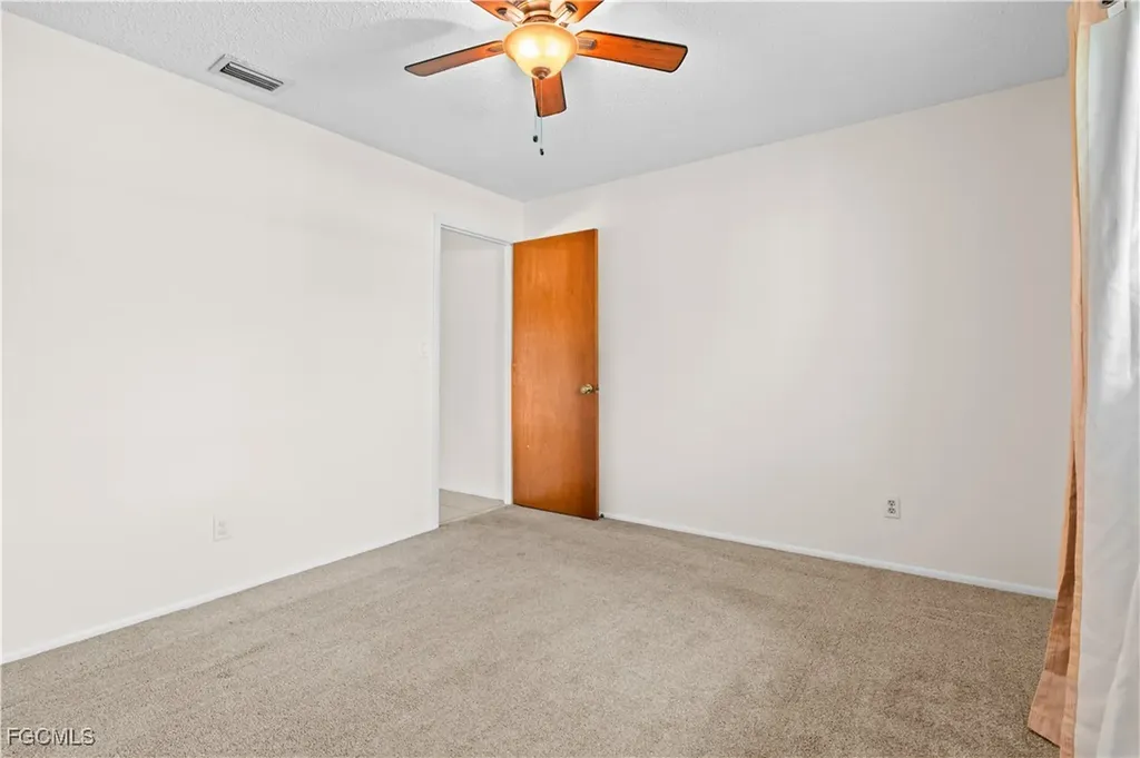 1318 SE 19th Terrace Cape Coral FL 33990