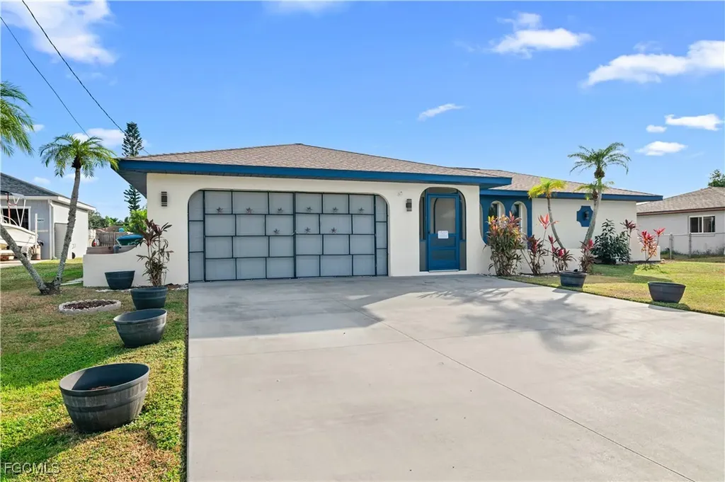 1318 SE 19th Terrace Cape Coral FL 33990