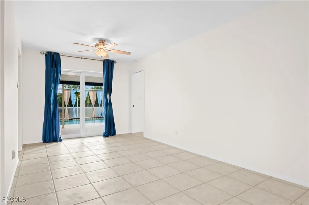 1318 SE 19th Terrace Cape Coral FL 33990