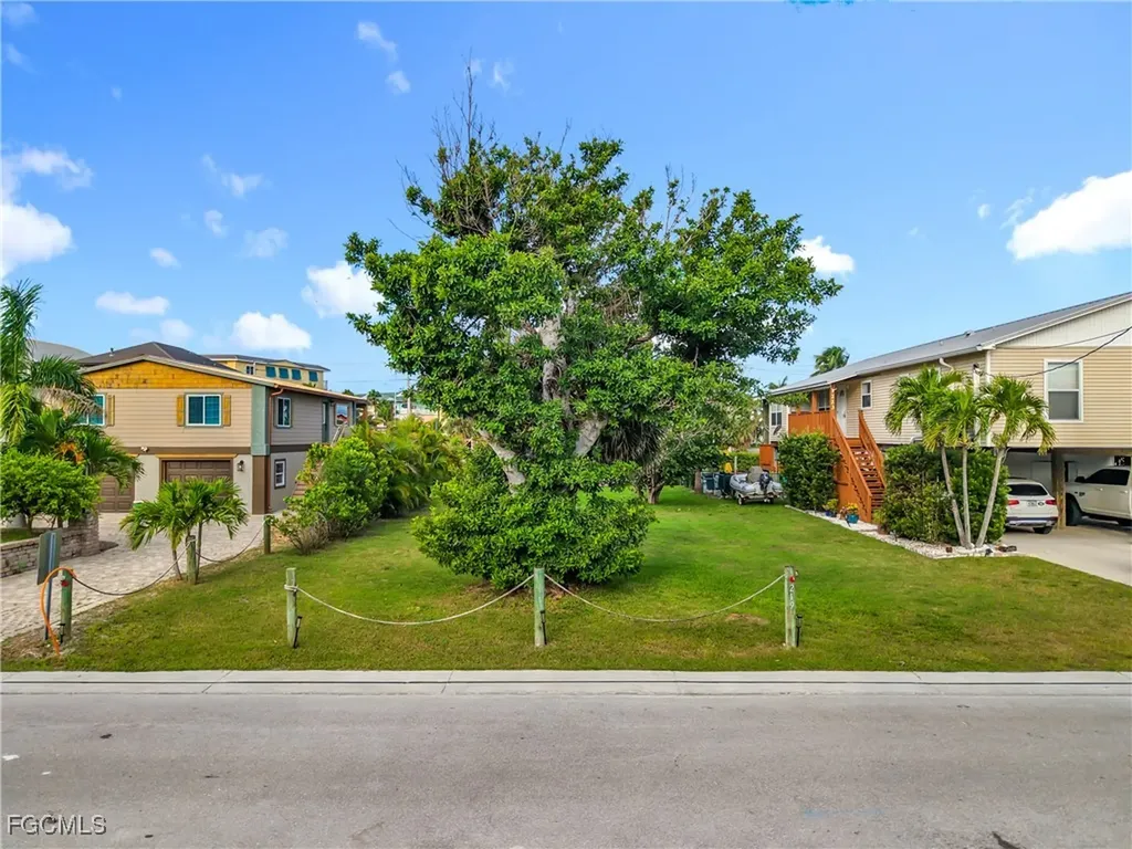 219 Primo Drive Fort Myers Beach FL 33931