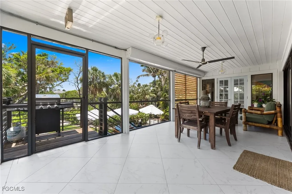 419 Lighthouse Way Sanibel FL 33957