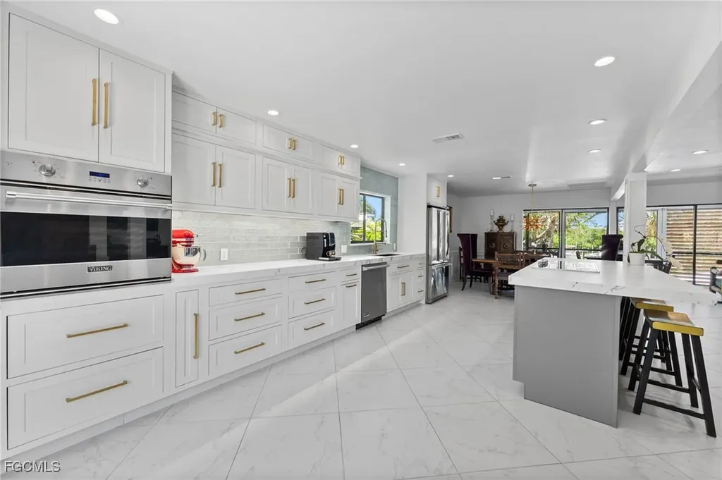 419 Lighthouse Way Sanibel FL 33957