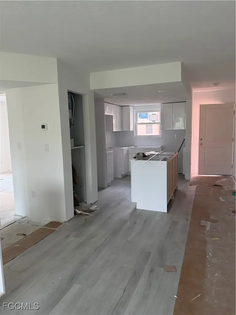 16881 Davis Road Fort Myers FL 33908