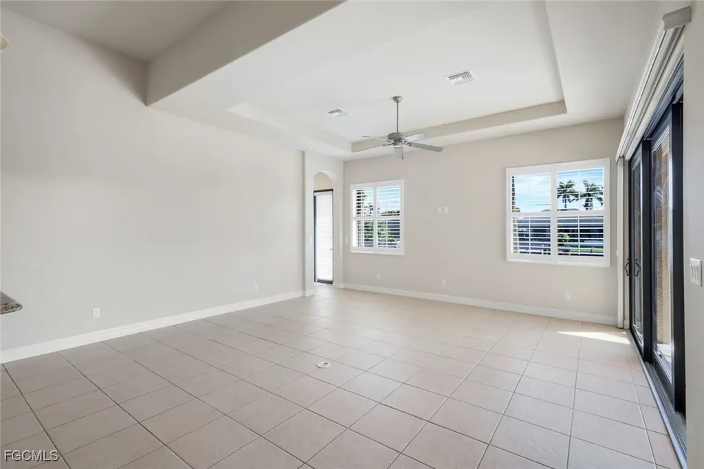 3939 SW 27th Court Cape Coral FL 33914