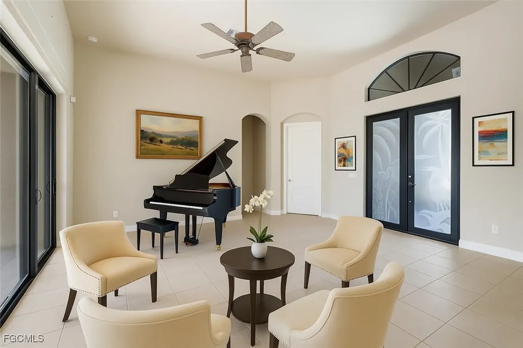 3939 SW 27th Court Cape Coral FL 33914