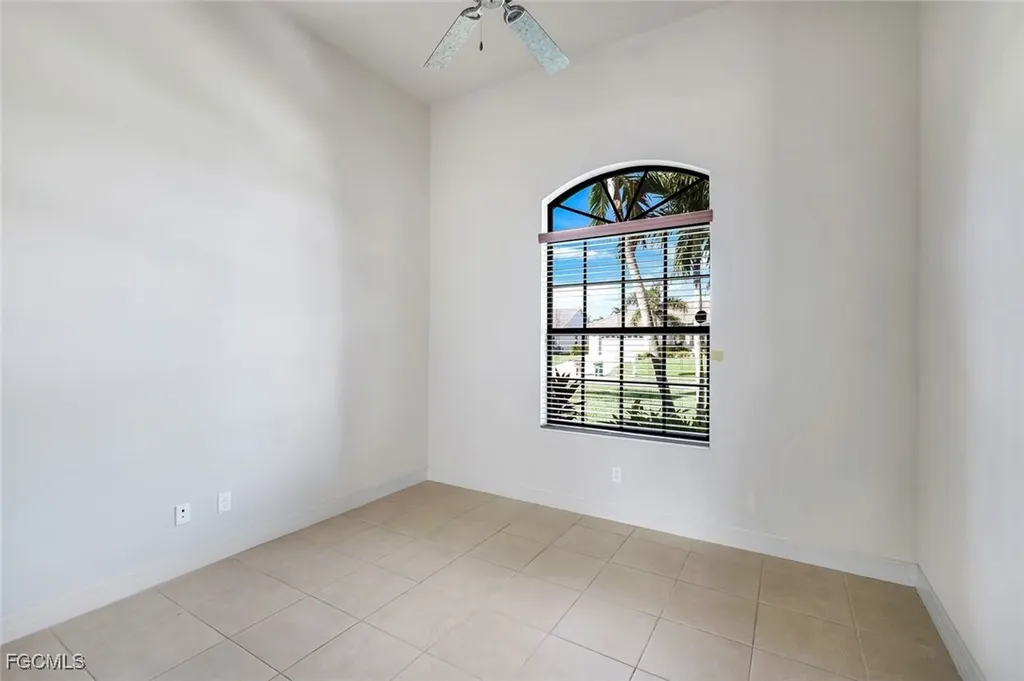 3939 SW 27th Court Cape Coral FL 33914